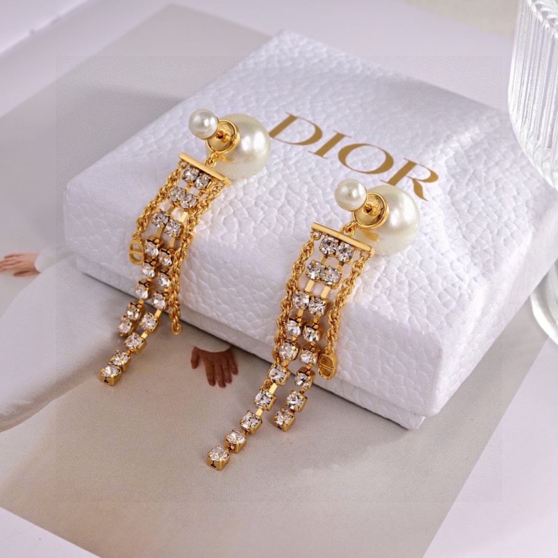 chr1st1an D10r earrings